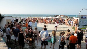 movimento in spiaggia